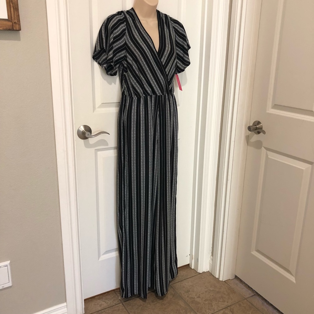 Xhilaration Jump suit